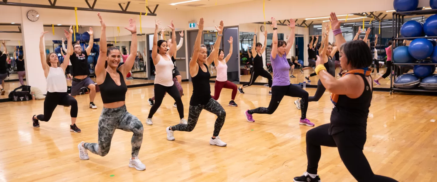 Fitness instructor in a fitness class 2